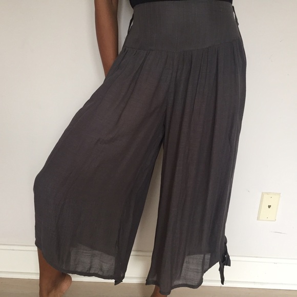 Loose pants