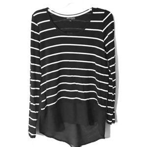 Black and white stripe top