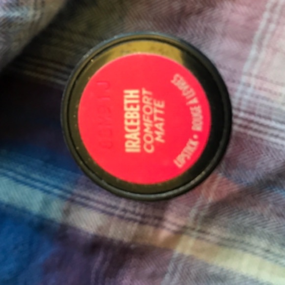 RARE ALICE IN WONDERLAND lipstick 💄 - Picture 3 of 4