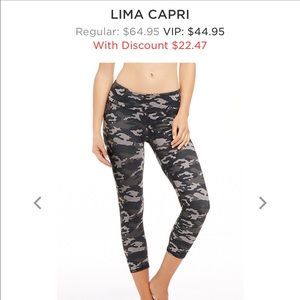 Camo Workout Capri Leggings