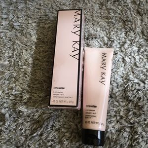 Mary Kay 3 n 1 cleanser