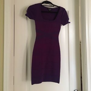 Bebe cap sleeve mini dress