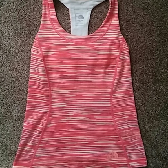 The North Face Tops - The Northface workout top