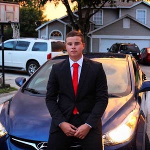 Meet your Posher, Manuel alejandro