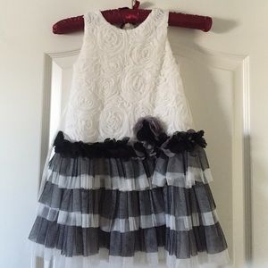 Little girl black and white dress