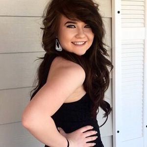 Meet your Posher, Sierra