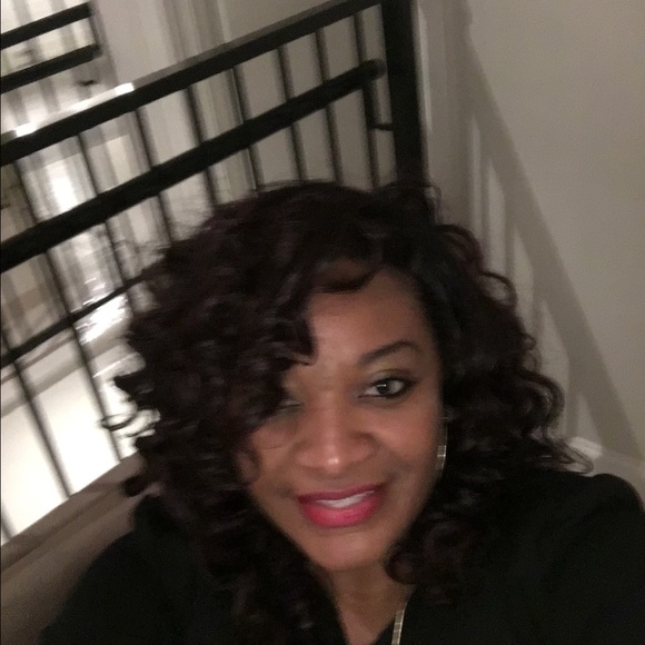 Meet your Posher, Tiffany