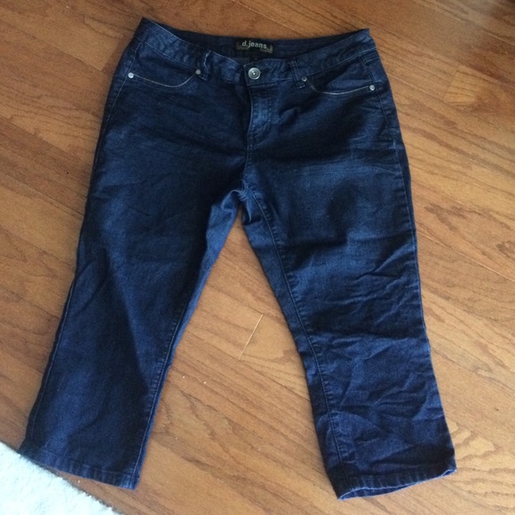 Dark Wash Jean Capris