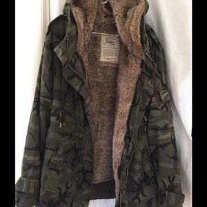 Zara camouflage parka internal faux fur lining