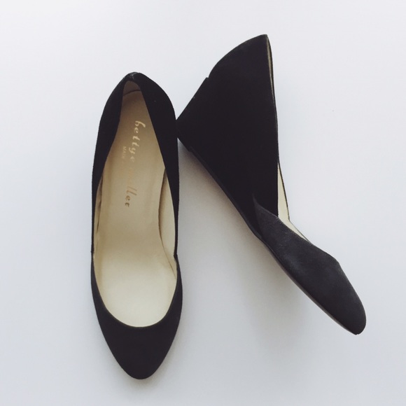 Bettye Muller Wedges *NEVER WORN*