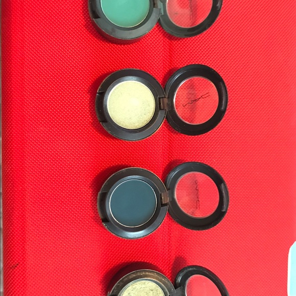 MAC lot of 10 eyeshows in great condition - Picture 2 of 4