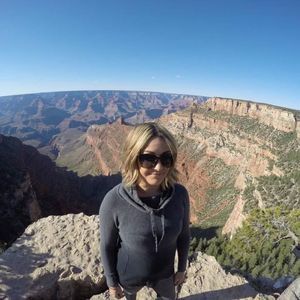 Meet your Posher, Mallory