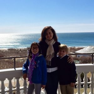 Meet your Posher, Robin