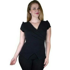 ✔last one✔Short Sleeves Asymmetric Hem Top