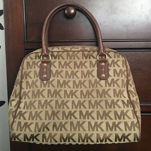 Michael Kors logo purse