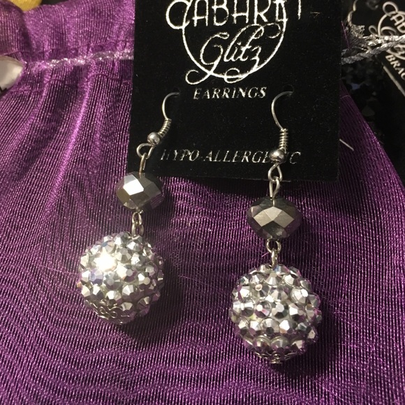 Jewelry - NWTS earrings