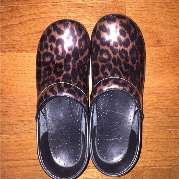 Dansko cheetah print clogs