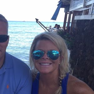 Meet your Posher, Betsy