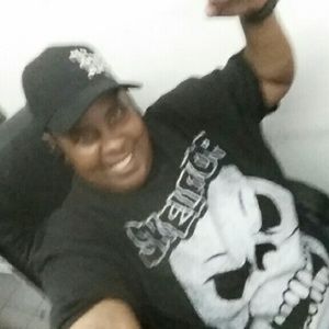 Meet your Posher, Quinney