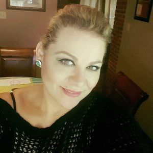 Meet your Posher, Mirtha