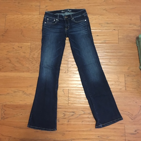 American Eagle Outfitters Favorite Boyfriend Jeans
