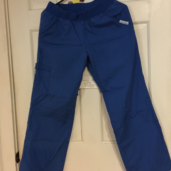 🚫sold🚫 Cherokee Uniforms - Picture 3 of 4