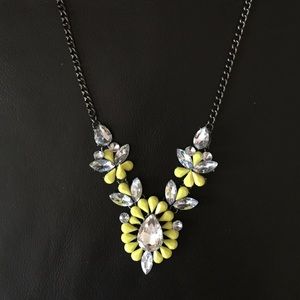 Statement necklace