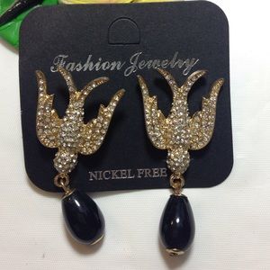 Birds gold tone Rhinestone Earrings