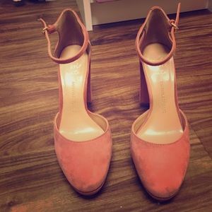 Banana republic retro pumps