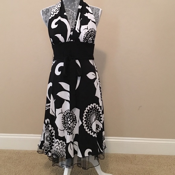 Speechless black and white dress