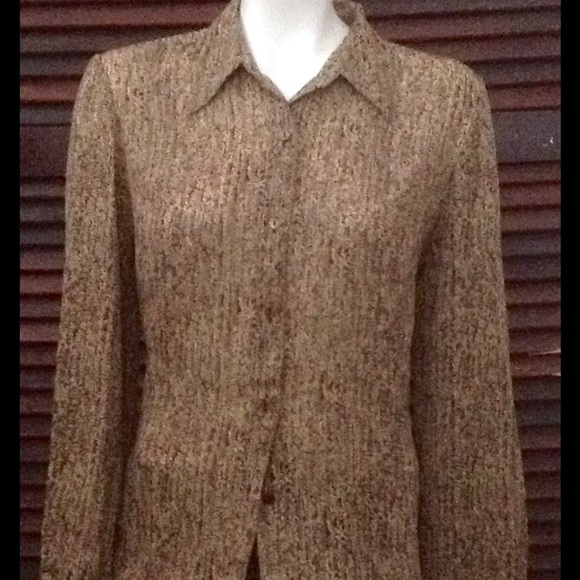 First Issue Liz Claiborne Women’s Button Front Top Size 10 – Preowned