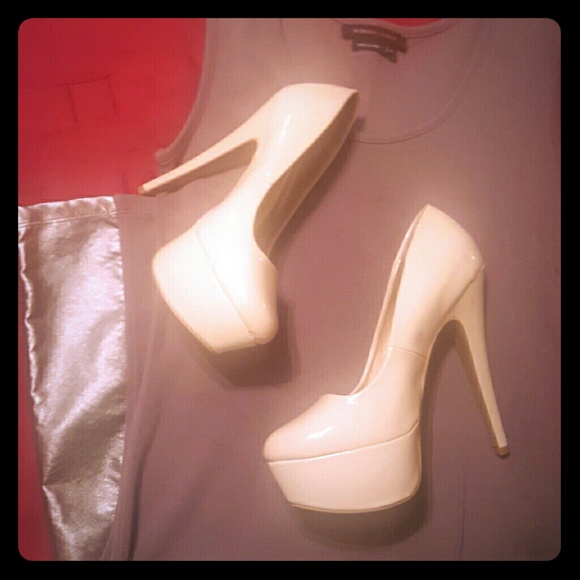 Nude heels