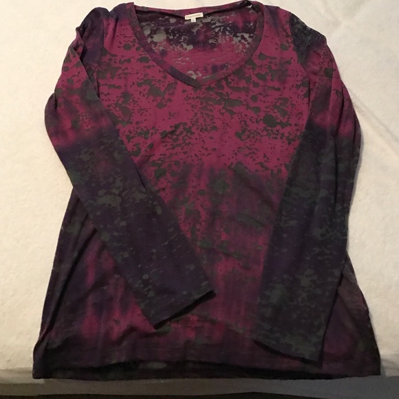 Maurice's long sleeve v neck tee