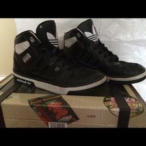 Adidas lifestyle shoes