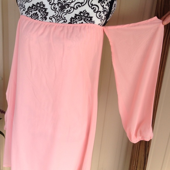 ⭐️SOLD⭐️ Rachel Kate Detached Sleeve Dress - Picture 2 of 4