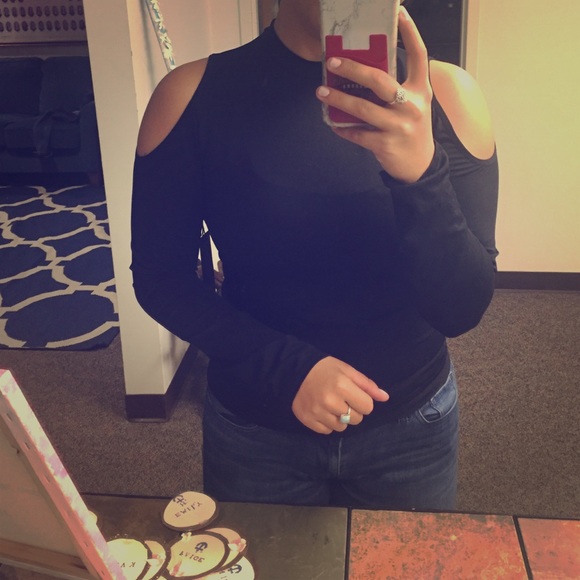 New with tags Black L long sleeve shoulder cut out