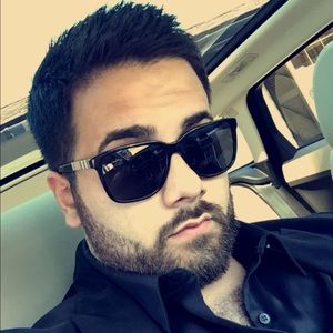 Meet your Posher, Roberto