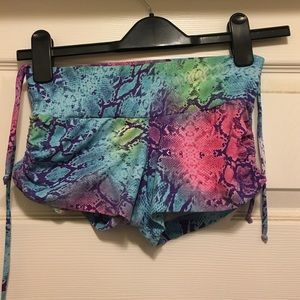 Lakeland Yoga hotshorts S/M