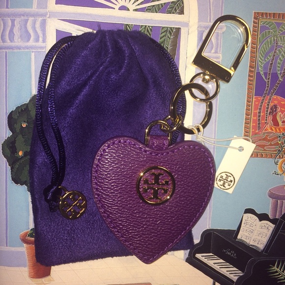 Tory Burch Accessories - 💜Tory Burch Purple Heart💜 key fob