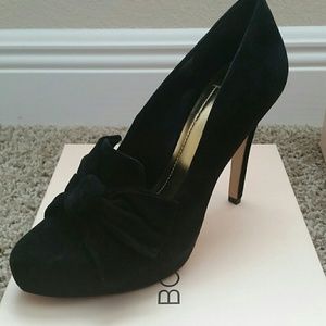 BCBGeneration Persia Platform Pump  Size 8