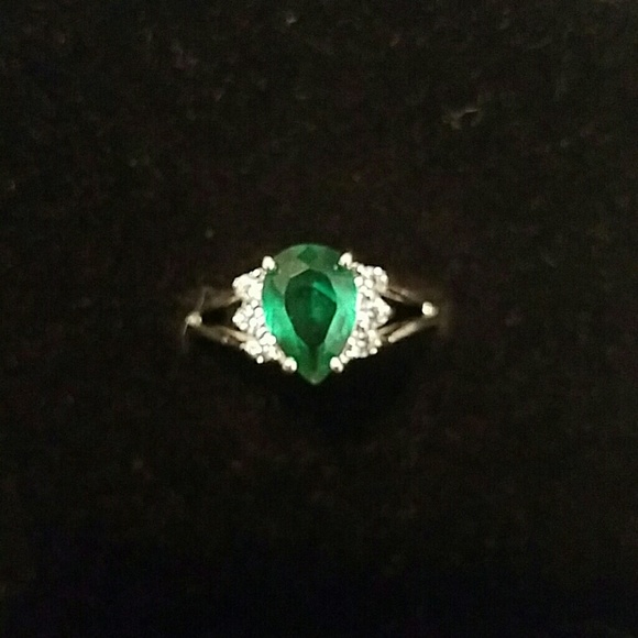 Costume, Emerald and Silver ring