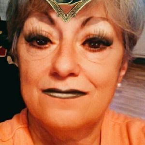 Meet your Posher, Peggy