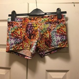 Onzie Yoga Short