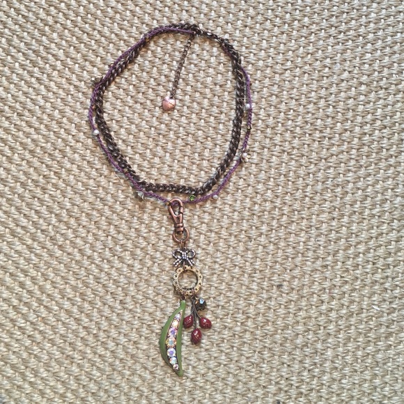 Vintage Betsey Johnson Peapod Necklace