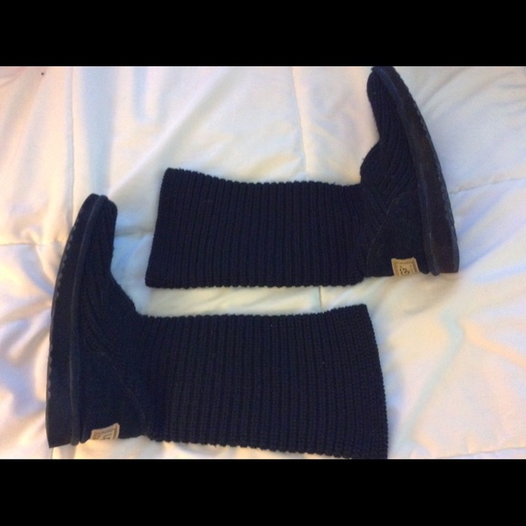 Women's Black cable knit black boots