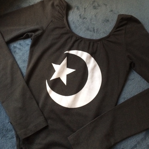 Wildfox Crescent Moon 🌙 Bodysuit - Picture 2 of 4