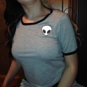 Alien tumblr crop top shirt