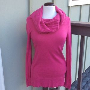 ❌SOLD❌Beautiful and warm sweater