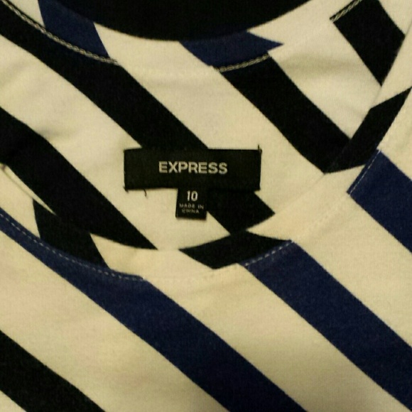 Dress-tank style with empire waist - Picture 2 of 3