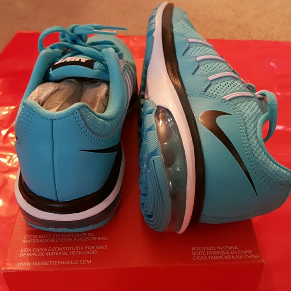 Women's Nike Air Max Dynasty - Picture 3 of 4